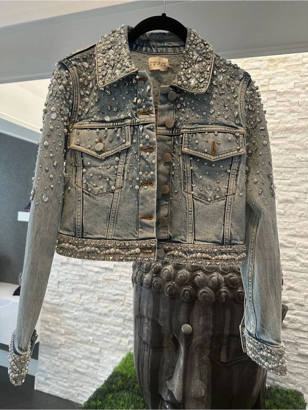 Alice + Olivia Crystal Pearl-Embellished Blue Denim Jacket XS - Picture 4 of 13